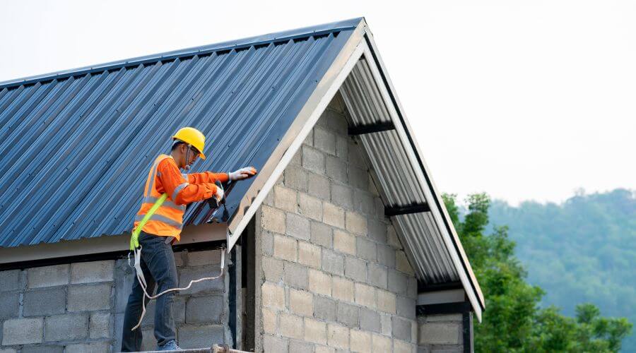 Expert top industrial roofings services in Harper, IA
